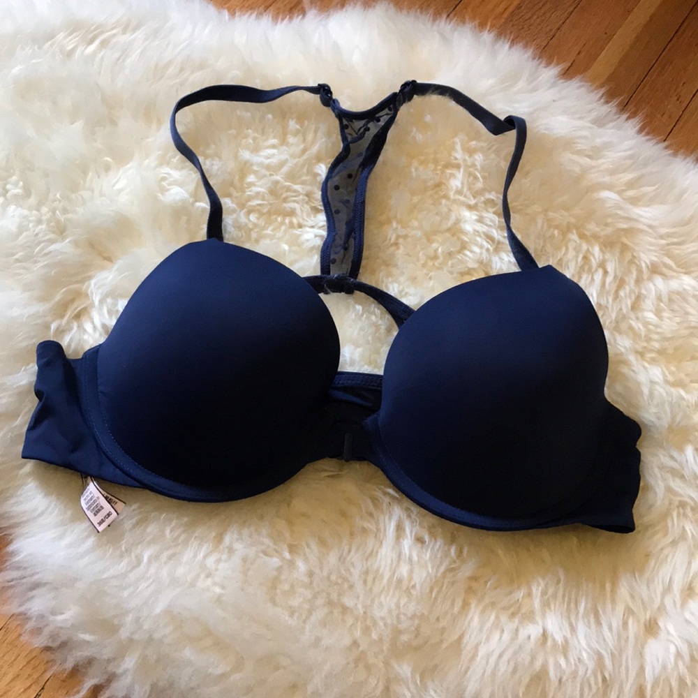 Victoria’s Secret Underwire Front Clasp Bra